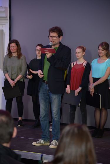 Der Leiter des GRÜNEN ANKERS Klemens Hager bei der Begrüßung.