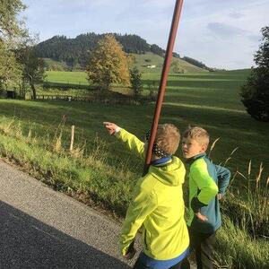 Alle Generationen sind auf dem Weg.