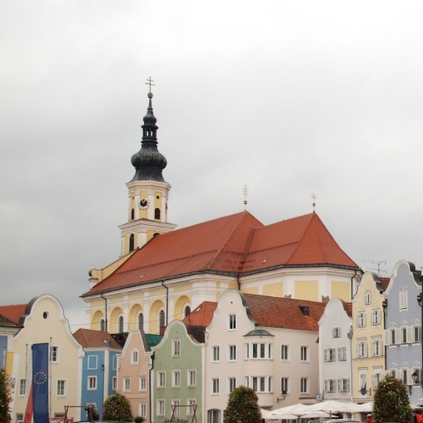 Stadtpfarrkirche / Foto: Josef Pfeil Schärding